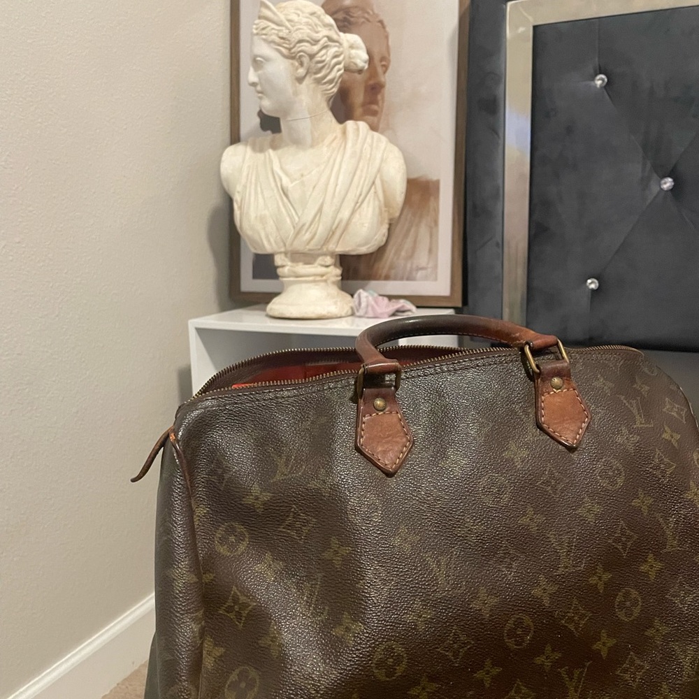 Authentic Louis Vuitton speedy bag - Picture 2 of 9